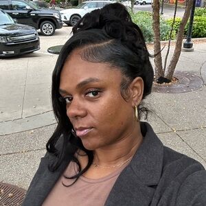 Meet your Posher, Ashley